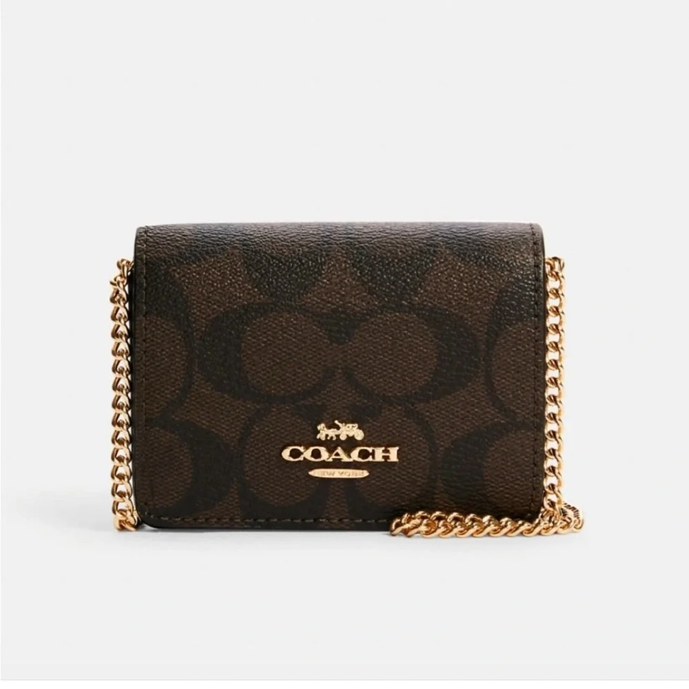❤️❤️❤️NEW Coach mini wallet on a chain+detachable chain strap ❤️❤️❤️ - Picture 1 of 11